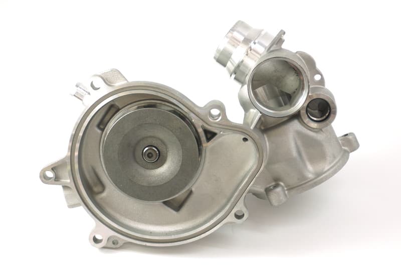 BMW Water Pump - Saleri 11517586779 550i, 650i, 750i, 750Li, X5