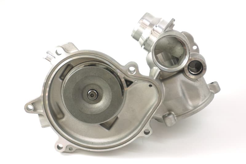 BMW Water Pump - Saleri 11517586779 550i, 650i, 750i, 750Li, X5